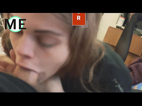 ❤️ Грлени курац, поцепане најлонке и поцепане штикле лепо је упознати Хард порно код нас ❌❤